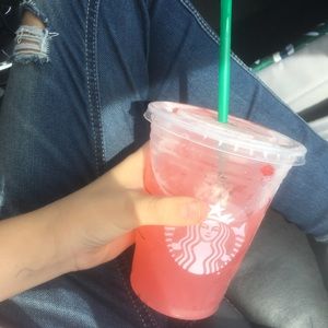 Meet your Posher, Jolie